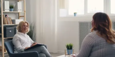 마사지 받을 때 대화, 어디까지 해야 하나 — 조용히 받고 싶을 때 말하는 법
